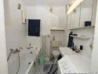 Wannenbad mit Waschmaschinenanschluss