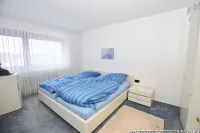 Geräumiges Schlafzimmer