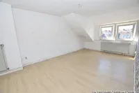 Helles Wohnzimmer