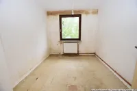 Kinder- oder Arbeitszimmer mit rd 9 m²
