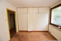Schlafzimmer mit Einbauschrank