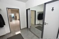 Garderobe und WC-Räume