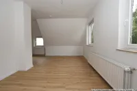 Großzügiges Wohnzimmer