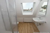 Modernes Duschbad