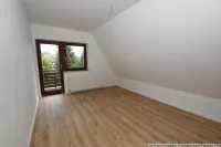 2x Schlafzimmer mit Zugang zum Balkon