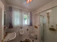 Badezimmer EG