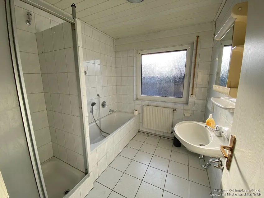 Badezimmer DG