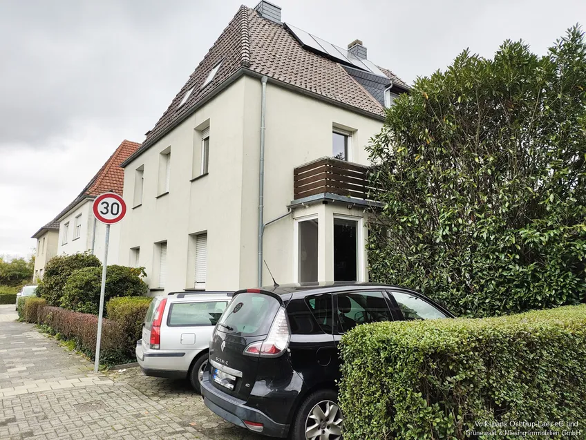 Rückansicht + Stellplatz