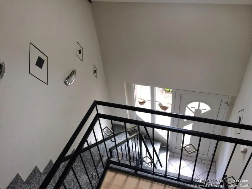 Treppenaufgang-Eingangsbereich