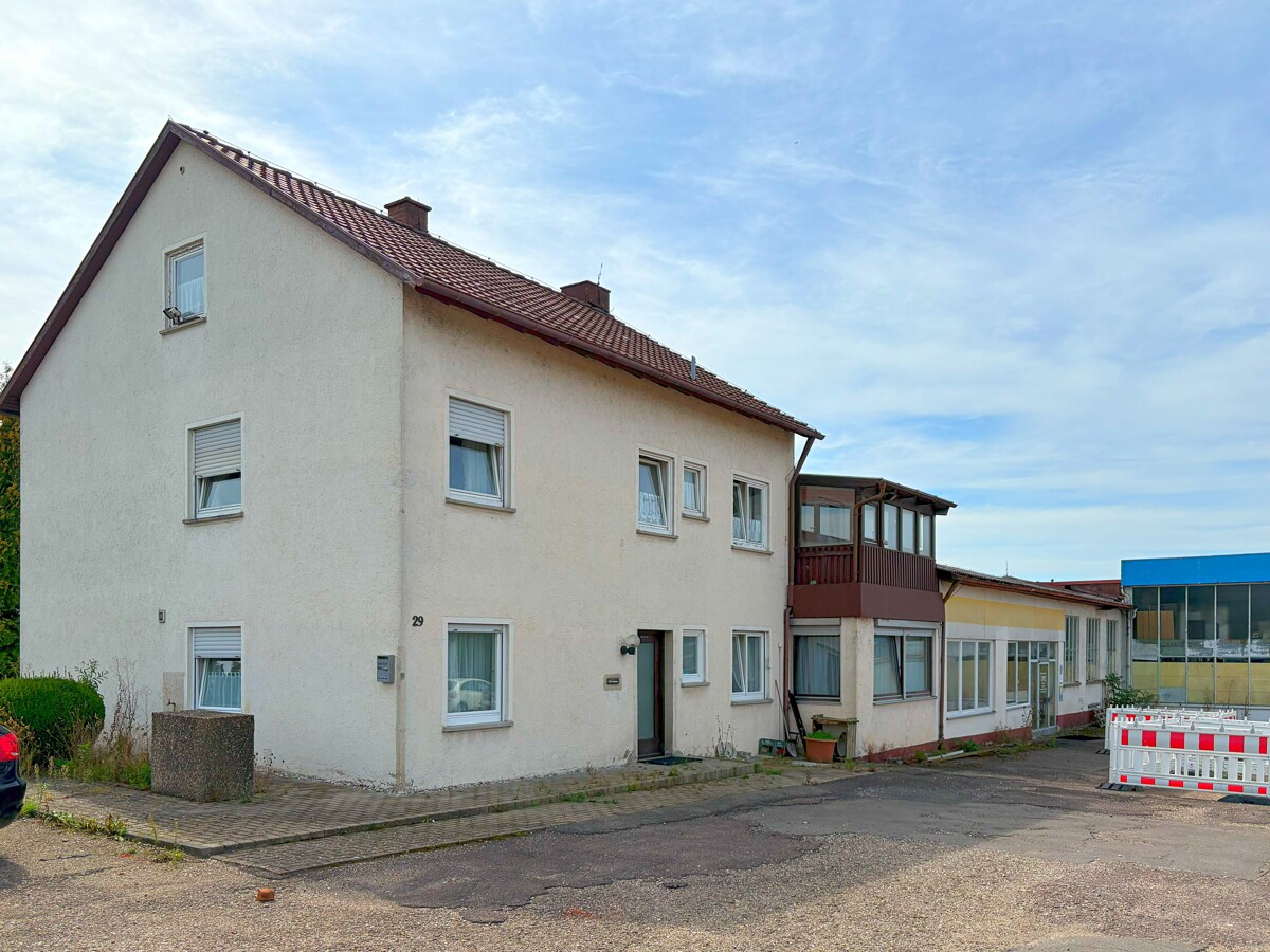 Außenansicht Wohnhaus