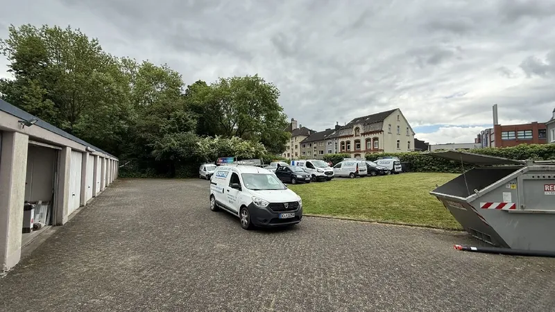 Garagen/Stellplätze