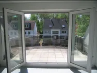 Balkon mit Echtglasbrüstung