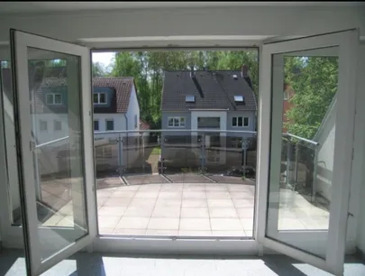 Balkon mit Echtglasbrüstung
