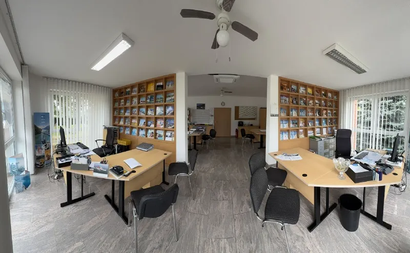 Büro-/Praxisfläche