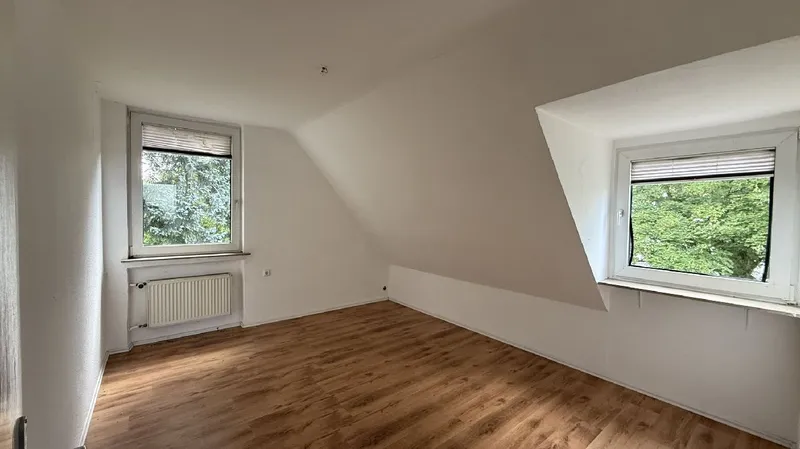 Kinder-/Schlafzimmer