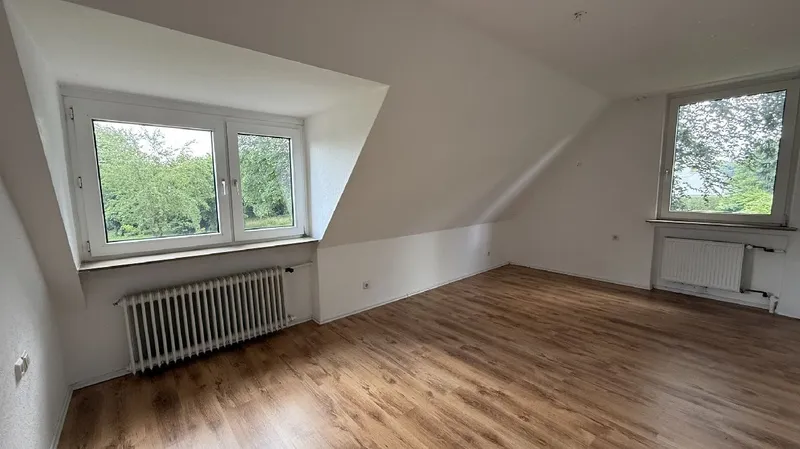 Kinder-/Schlafzimmer