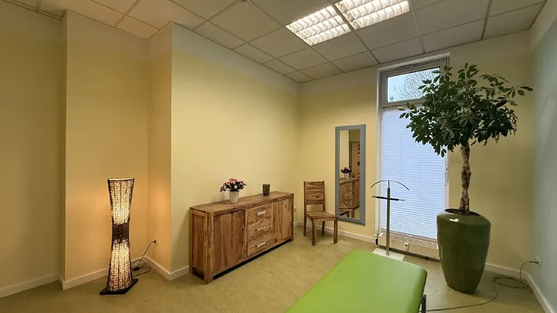 ca. 98m² Laden-/Praxisfläche, in Witten-Herbede zu verkaufen