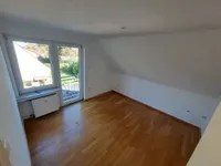 Zweifamilienhaus in ruhiger Lage und großzügigem Grundstück