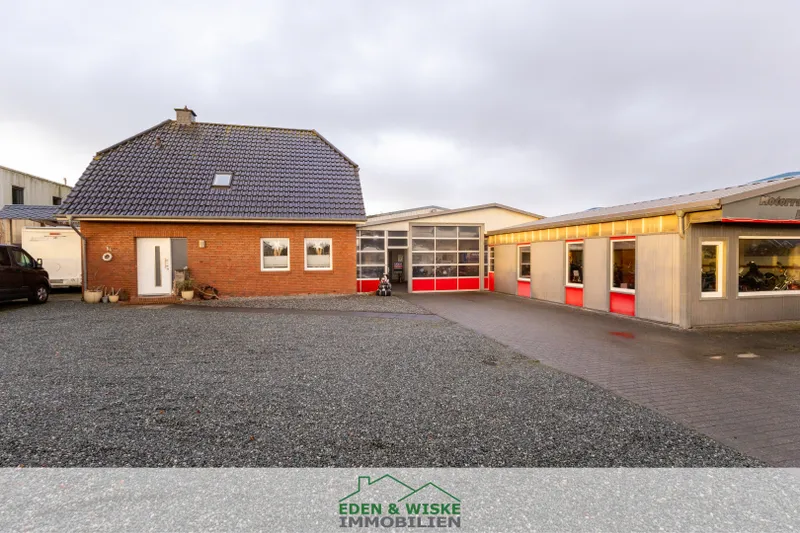 GEWERBEOBJEKT MIT WOHNHAUS IM GEWERBEGEBIET LEEGEMOOR