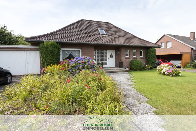 CHARMANTER BUNGALOW MIT GARAGE