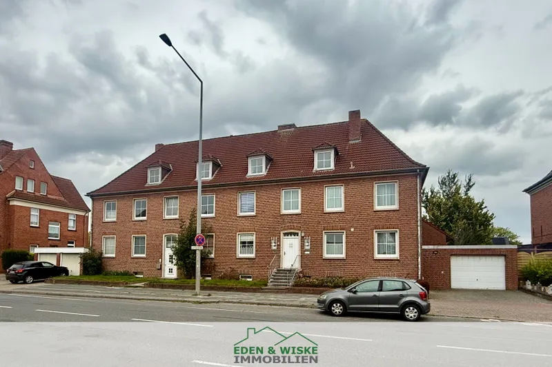 IMMOBILIENPAKET! GROSSES EINFAMILIENHAUS MIT ANGRENZENDEM MEHRFAMILIENHAUS