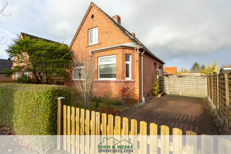 EINFAMILIENHAUS IN ZENTRALER LAGE VON NORDEN