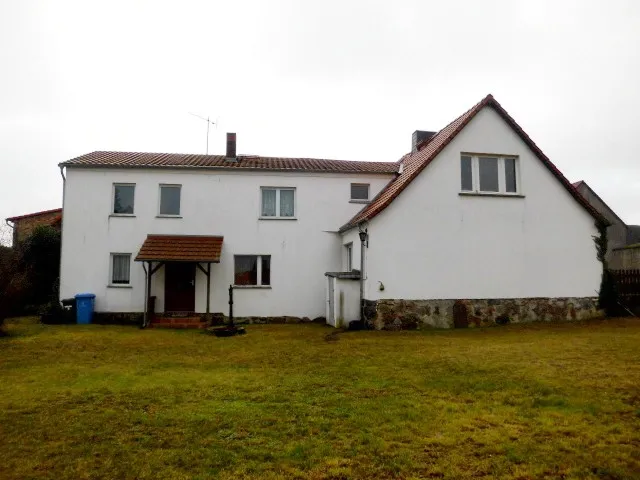 VERKAUFT – Wohnhaus mit Anbau und großen Garten in ruhiger Ortslage