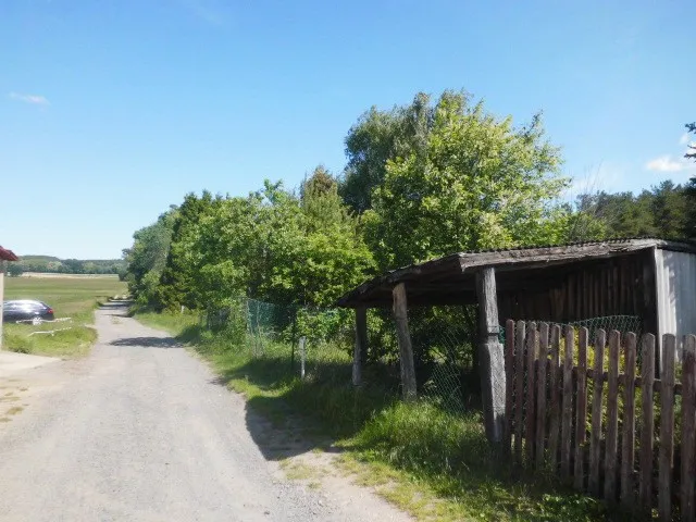 VERKAUFT – Baugrundstück in Nebenstraße am Ortsrand