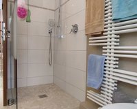 Badezimmer Bild 2