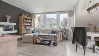 Wohnzimmer Bild 2 DG