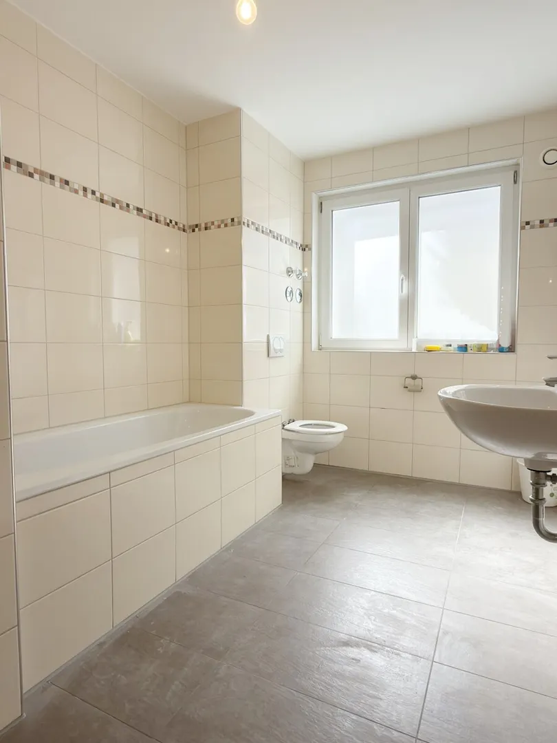 Modernes Apartment im Souterrain!!! - Photo 1