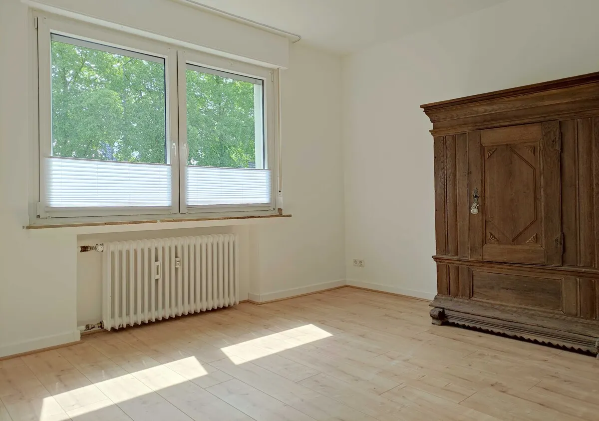 Besondere Altbauwohnung voller Charme - Photo 1