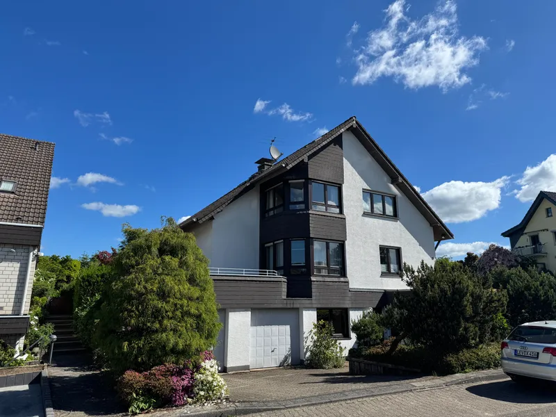 Odenthal, freistehendes Haus in ruhiger Wohnlage und……frei zum Bezug!