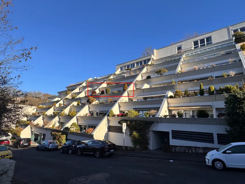 Ruhe, Sonne, Pool – Freie 3-Zimmer-Wohnung, 118 qm, mit 34 qm Terrasse am Sonnenweg