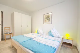 Schlafzimmer2