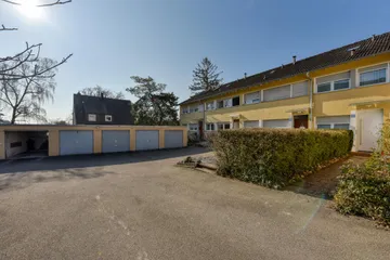 Haus & Garagen v. N-O