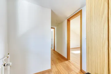 DG, Flur