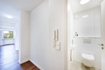 WC separat & Garderobe