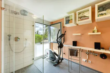 EG, Arbeiten & Dusche