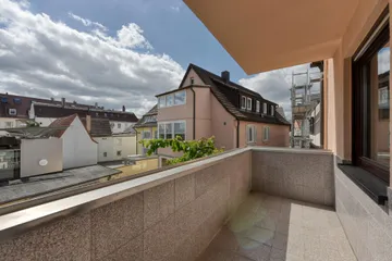 OG, Balkon nach Süden