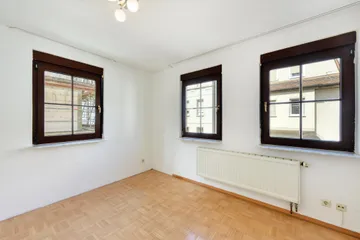 OG, Arbeiten