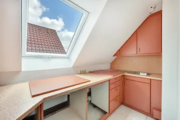 DG, Küche rechts