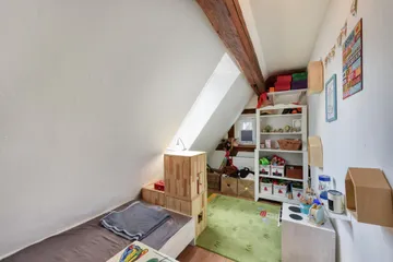 DG, Kind 2