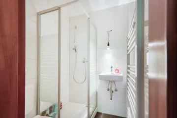 Bad mit Dusche