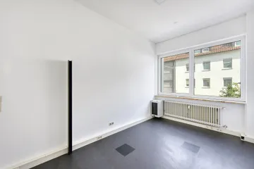 Büro 2 von rechts