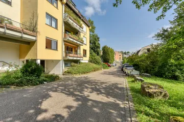 Haus & Straße v. S-O