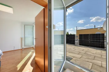DG, Zimmer & Terrasse