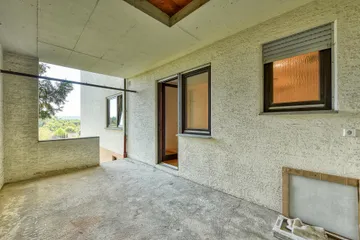 UG - Terrassenzugang
