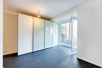 Schlafen mit Schrank