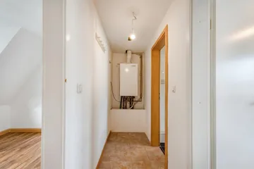 Flur & Gas-Etagenheizung